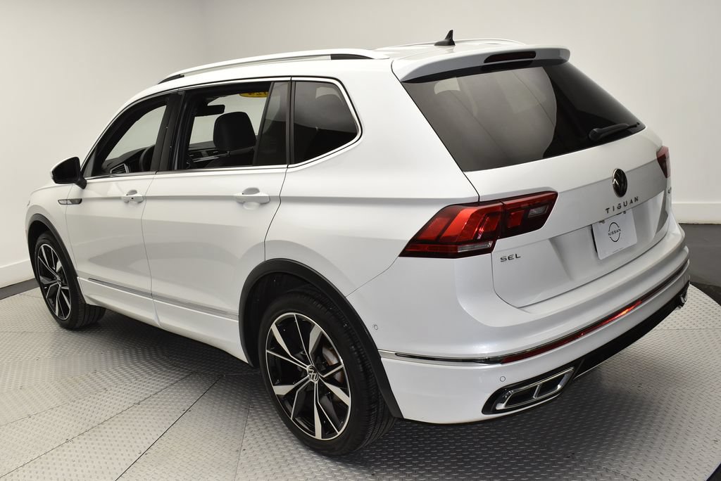Used 2024 Volkswagen Tiguan SEL R-Line AWD/4WD image 7