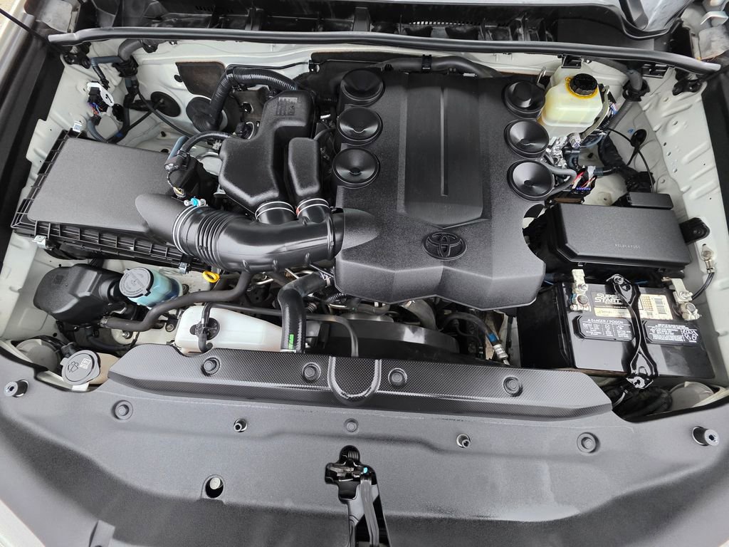 Used 2016 Toyota 4Runner 4WD image 32