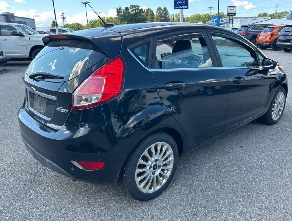 Used 2016 Ford Fiesta Titanium FWD image 5