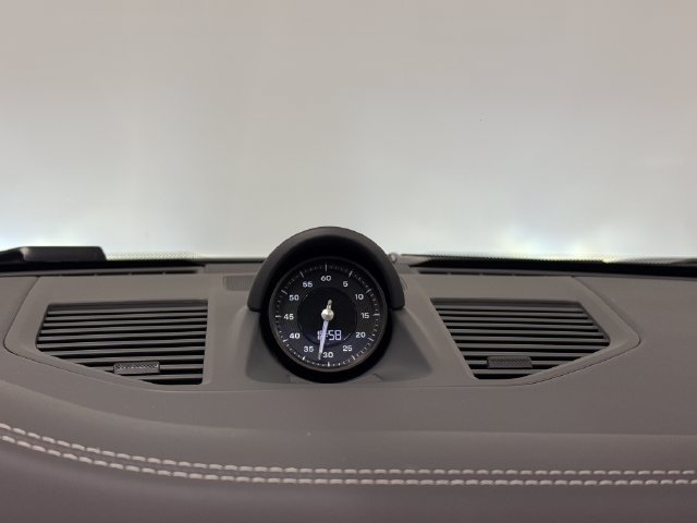 Certified 2024 Porsche 911 Targa 4S AWD/4WD image 18