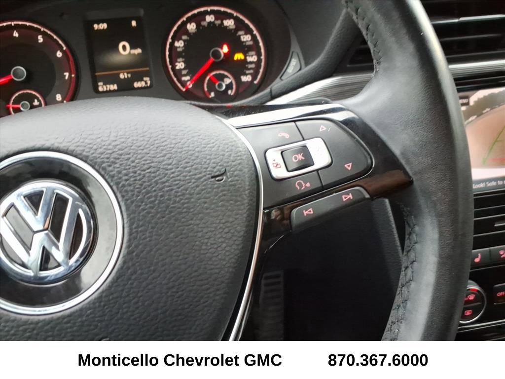 Used 2020 Volkswagen Passat 2.0T R-Line image 38