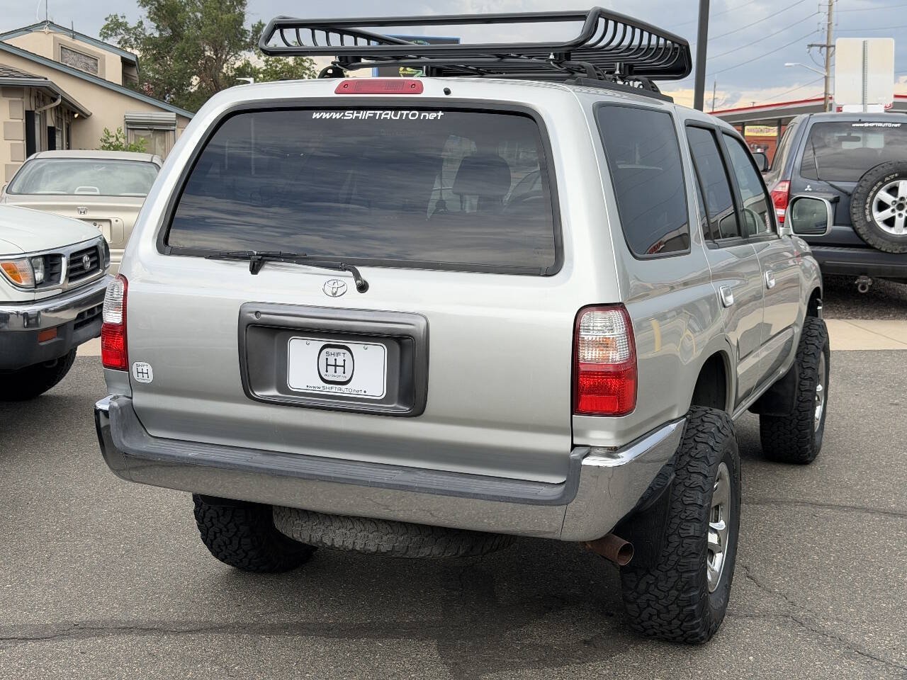 Used 2001 Toyota 4Runner SR5 AWD/4WD image 17