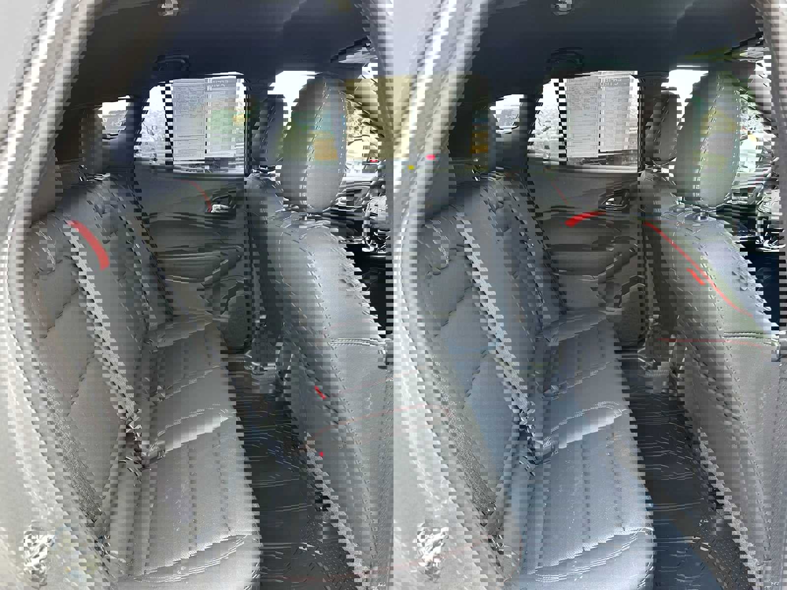 Certified 2024 Chevrolet Trax RS w/ Driver Confidence Package image 12