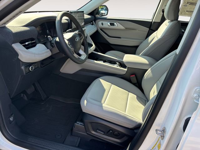 New 2026 Ford Explorer Active AWD/4WD image 9