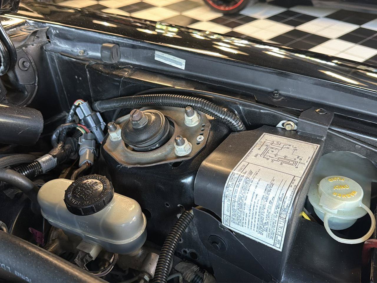 Used 1988 Ford Mustang GT RWD image 25