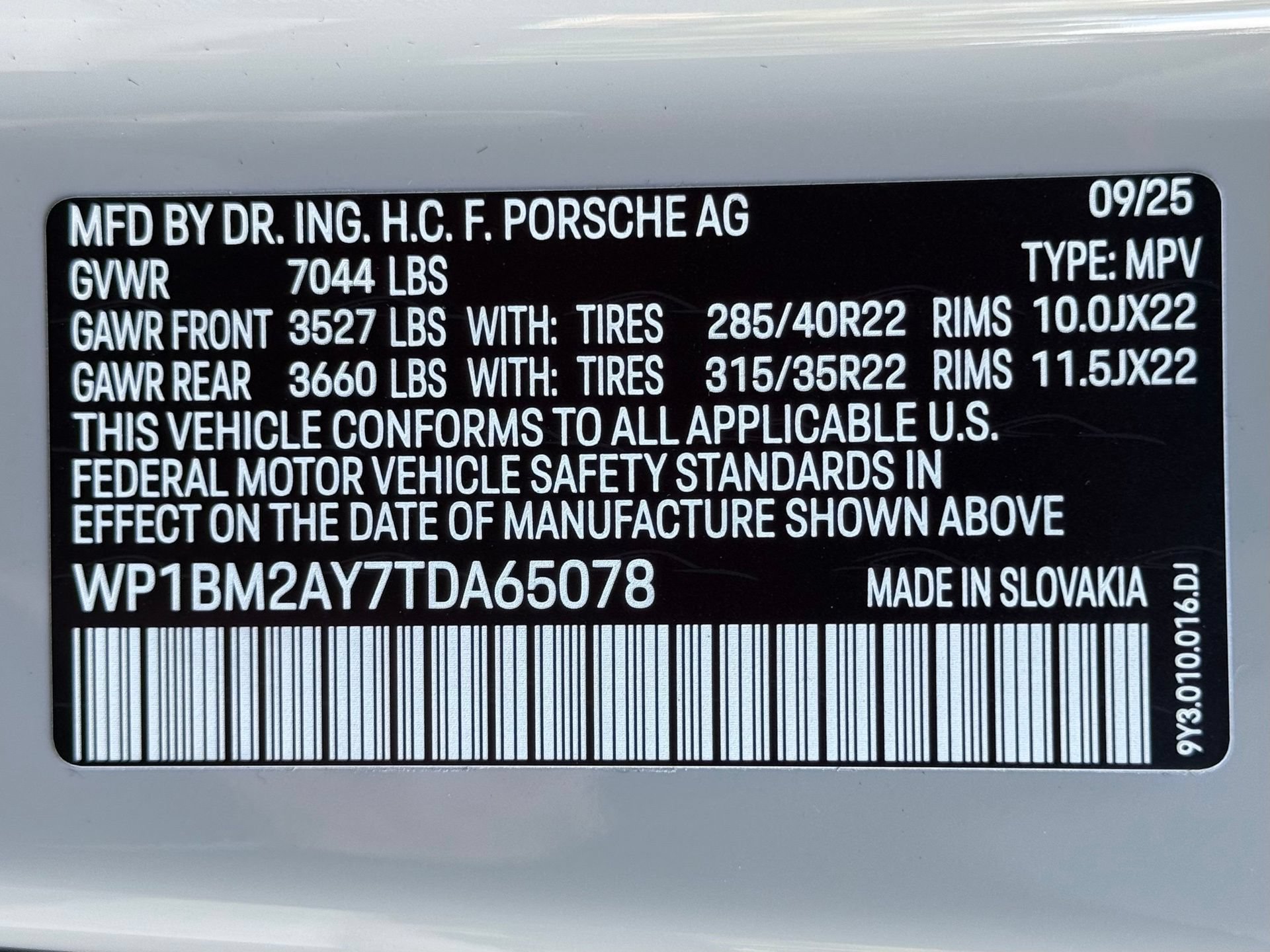 New 2026 Porsche Cayenne Turbo AWD/4WD image 37