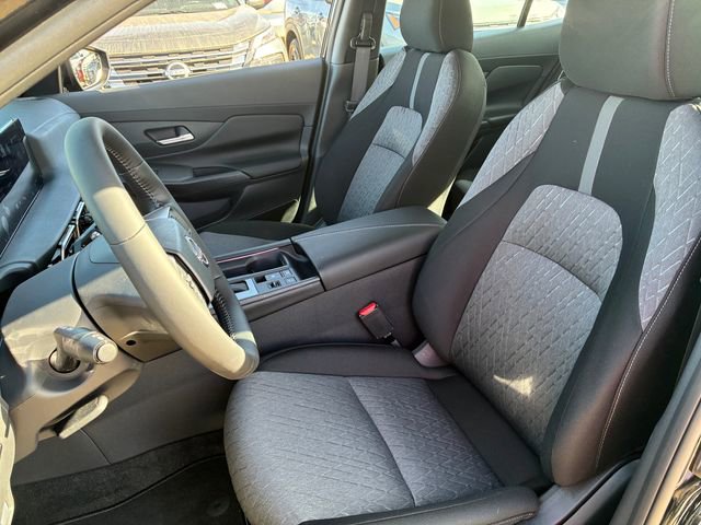 New 2026 Nissan Sentra SV w/ SV Convenience Package FWD image 12
