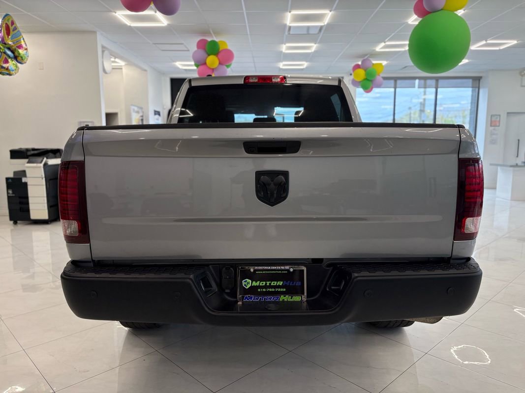 Used 2024 RAM 1500 Classic Warlock RWD image 11