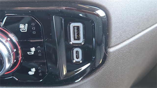 New 2026 GMC Sierra 2500 SLT w/ SLT Premium Package image 40