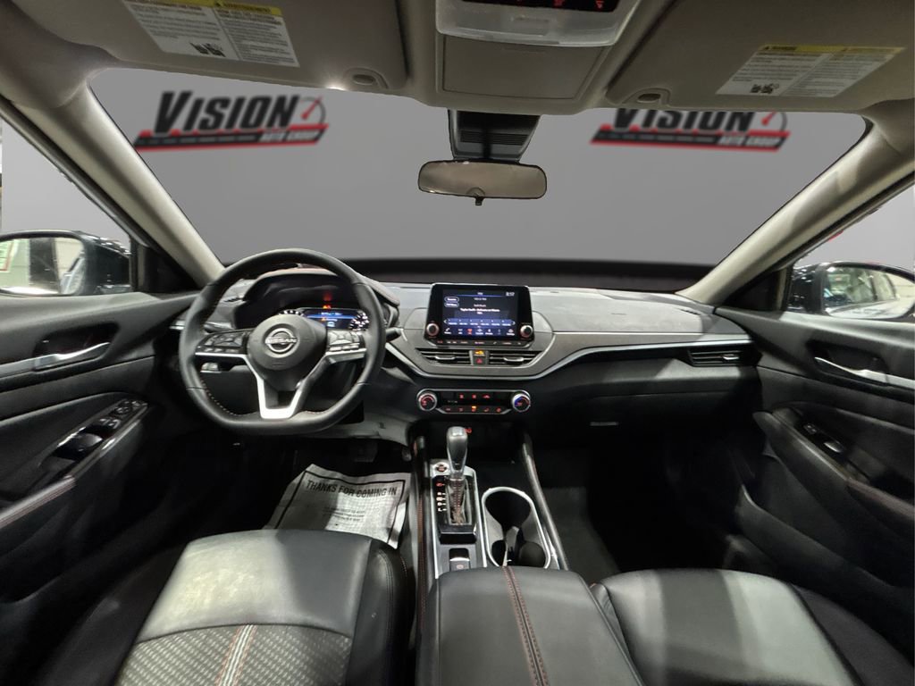 Used 2025 Nissan Altima 2.5 SR image 25
