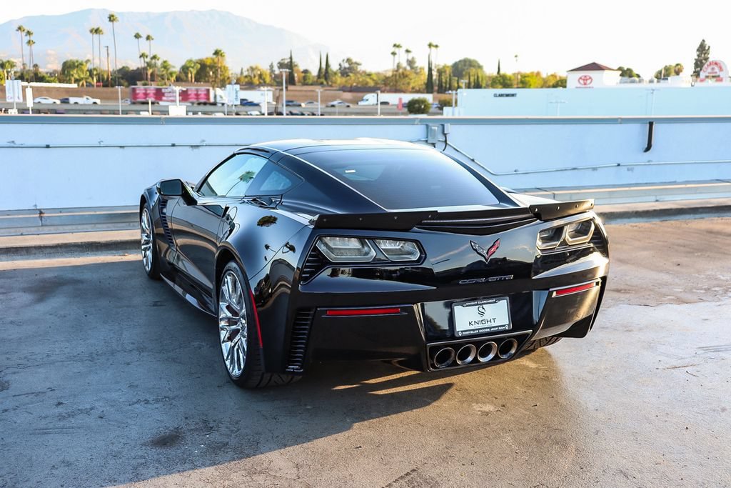 Used 2019 Chevrolet Corvette Z06 RWD image 7