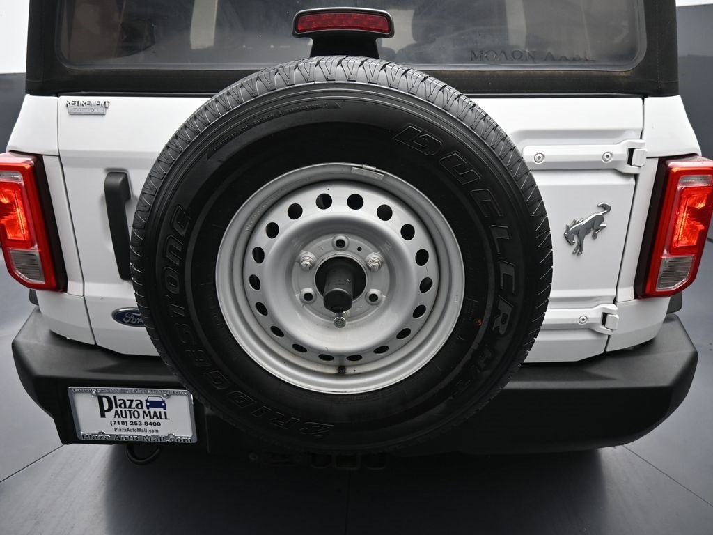 Used 2021 Ford Bronco Base image 25