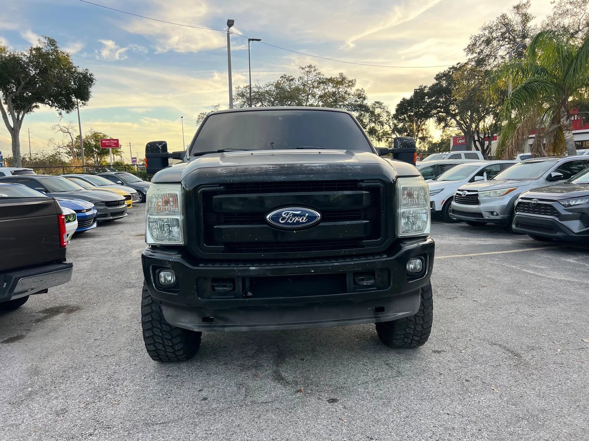 Used 2011 Ford F250 XLT w/ XLT Premium Pkg image 4