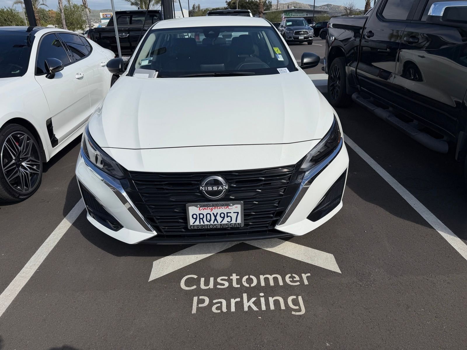 Used 2025 Nissan Altima 2.5 S image 2