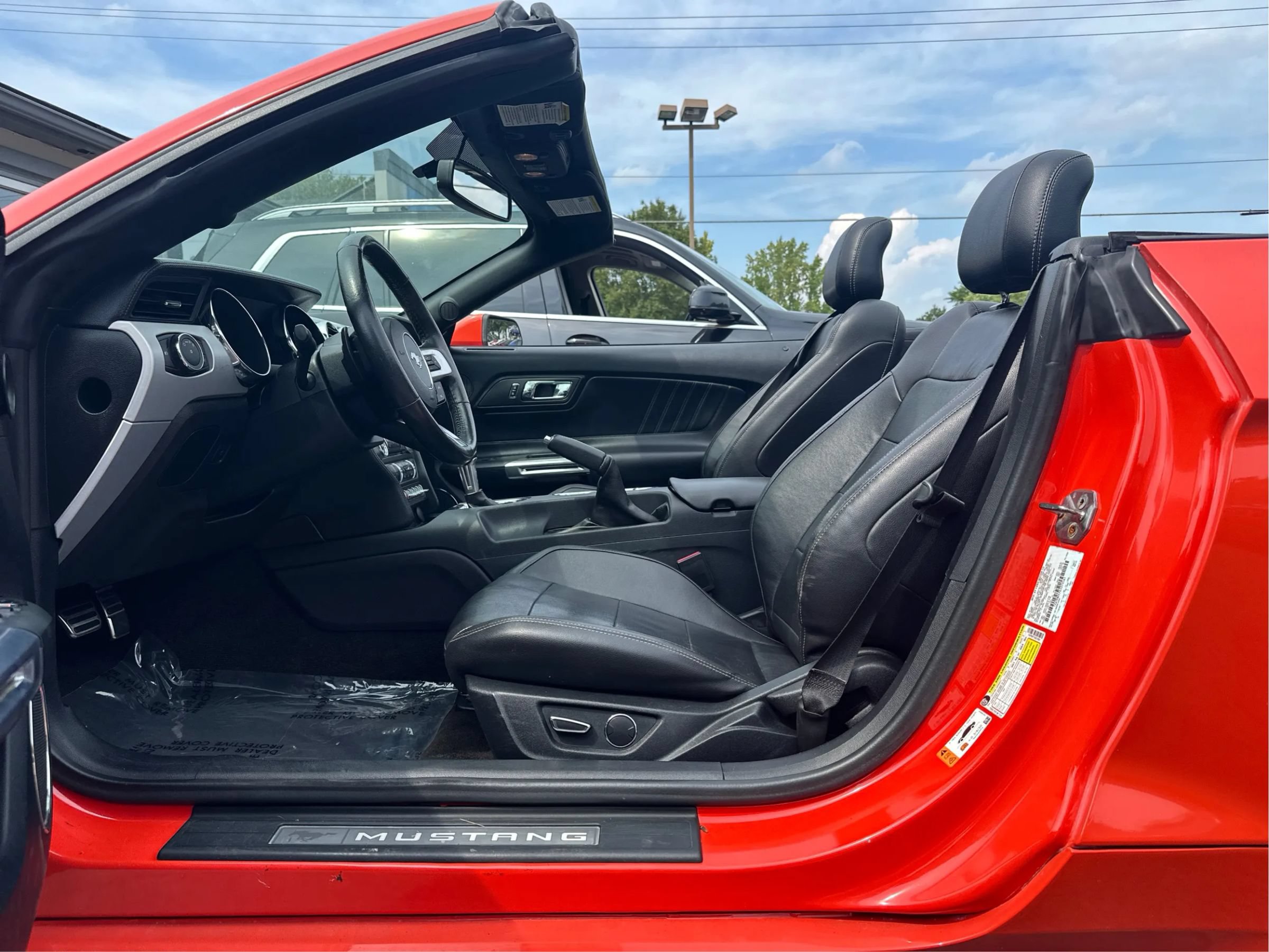 Used 2016 Ford Mustang GT Premium RWD image 8