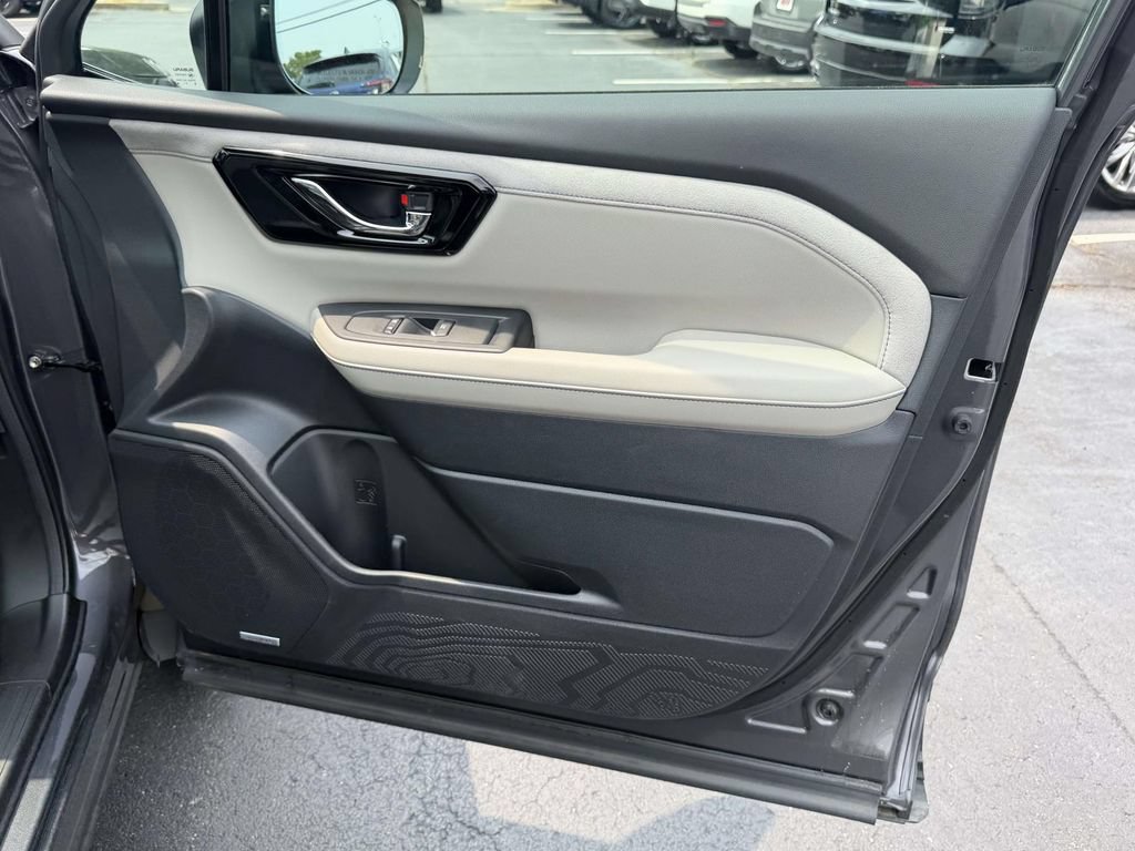 Used 2026 Subaru Forester Limited AWD/4WD image 10