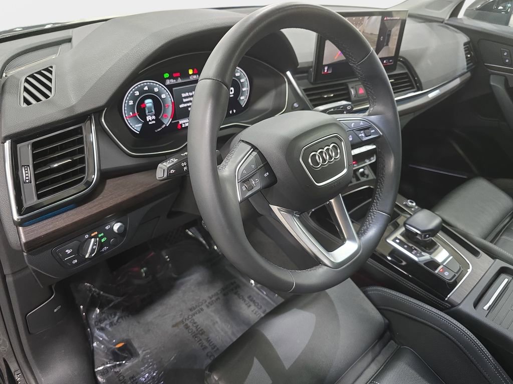 Used 2023 Audi Q5 2.0T Prestige image 16