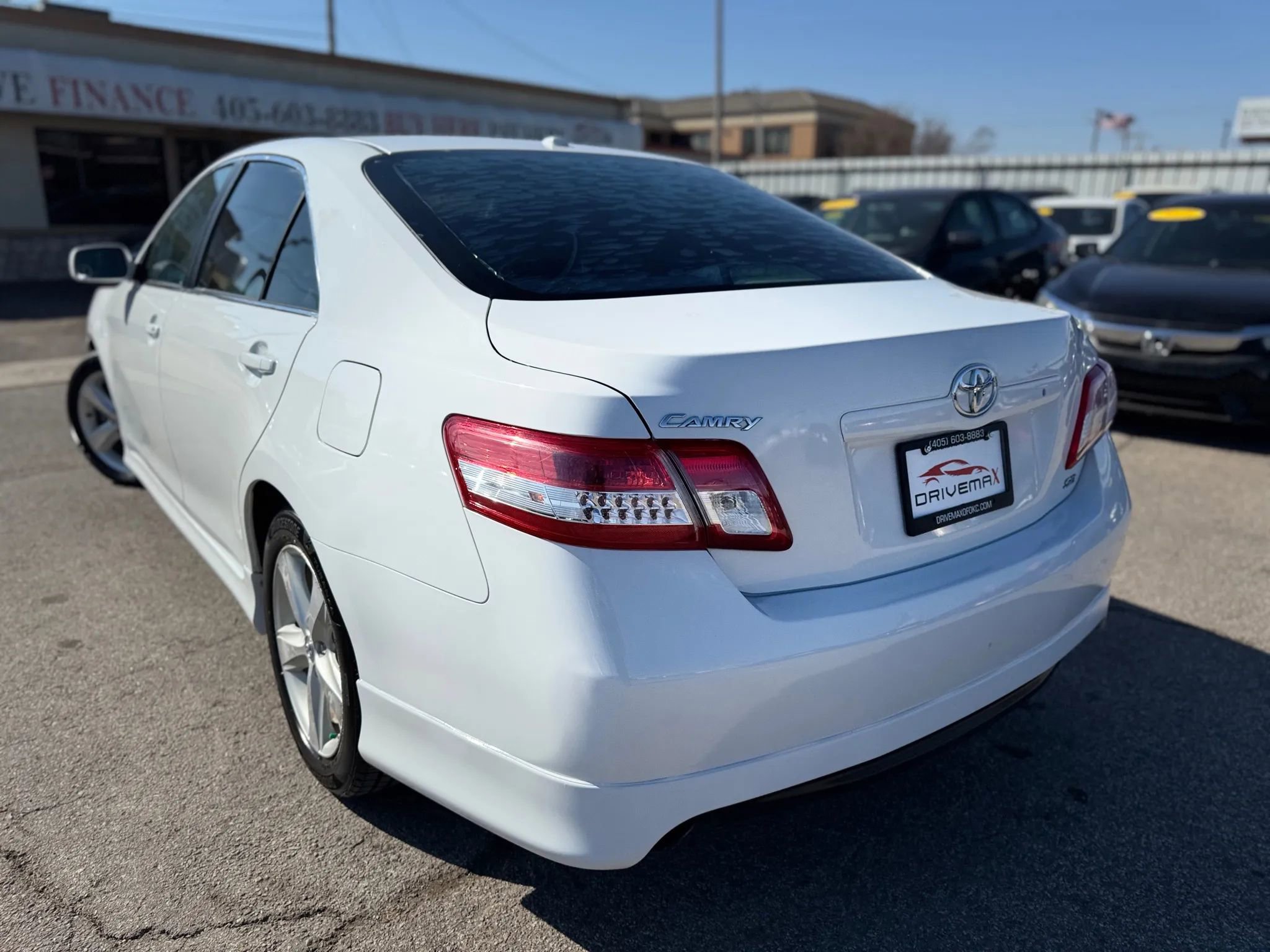 Used 2011 Toyota Camry SE w/ Fleet Convenience Pkg FWD image 5