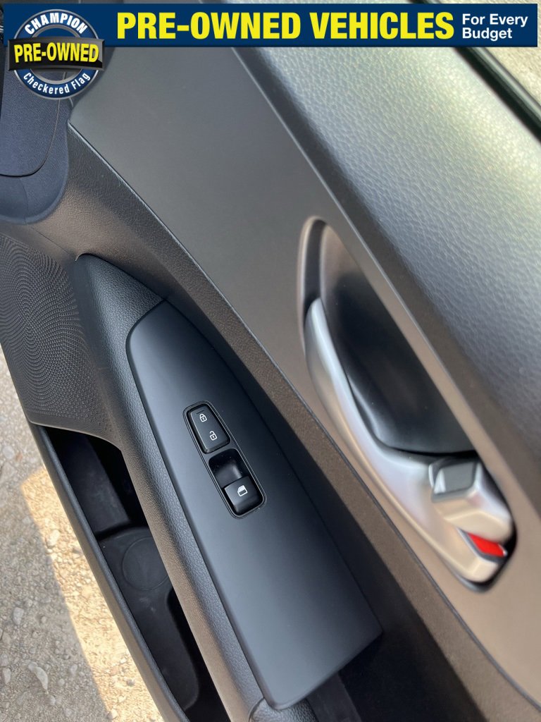 Used 2021 Kia Forte LXS image 32