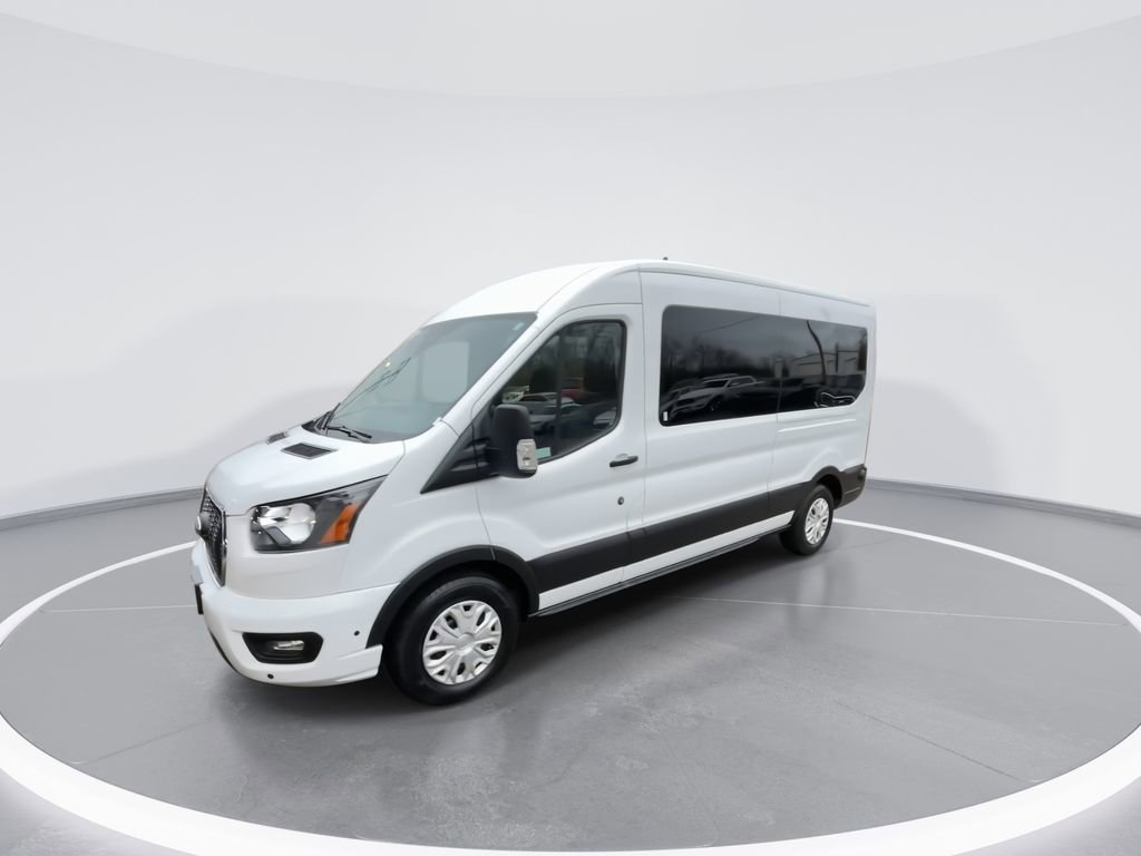 Used 2024 Ford Transit 350 XLT image 2