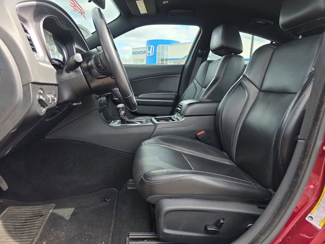 Used 2020 Dodge Charger SXT w/ Leather Interior Group image 12