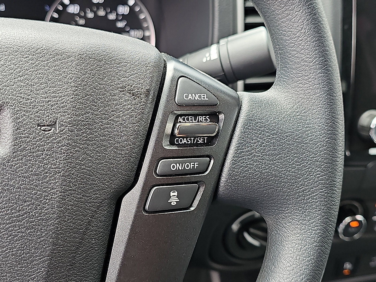 Certified 2024 Nissan Frontier SV w/ Technology Package image 22