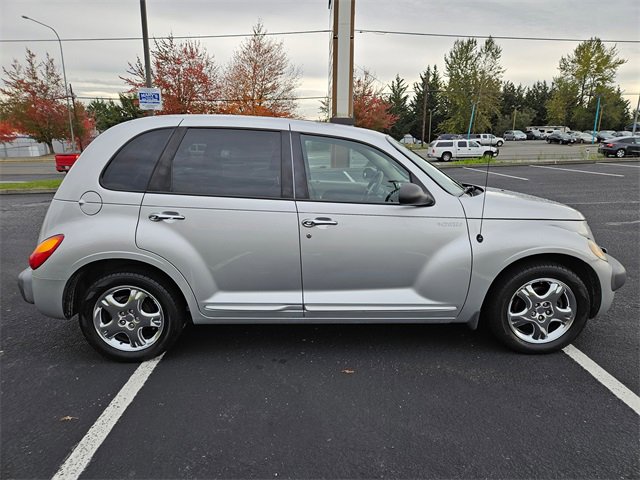 Used 2001 Chrysler PT Cruiser image 2