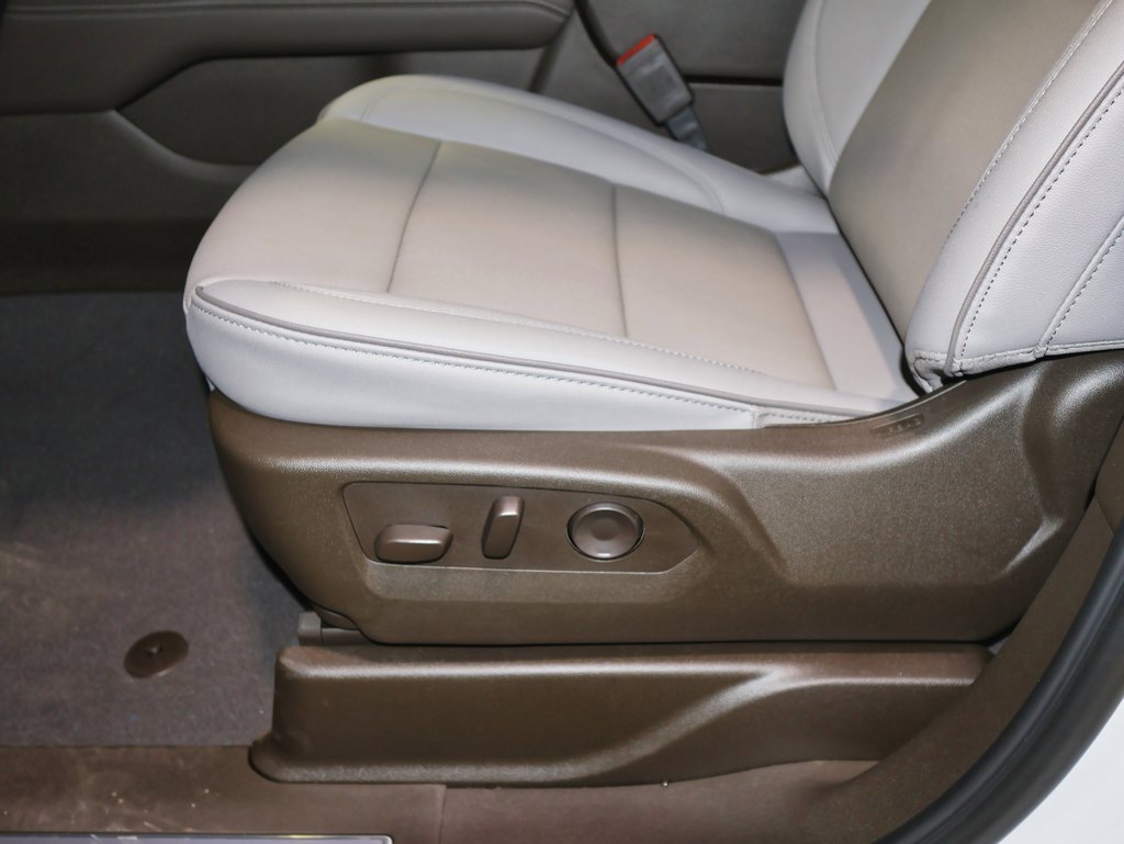 New 2026 GMC Yukon XL Elevation w/ Elevation Premium Package image 11