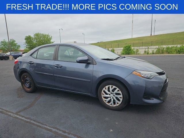 Used 2017 Toyota Corolla LE image 7