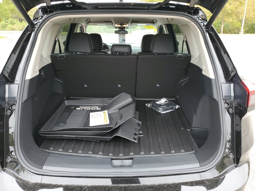 New 2026 Nissan Rogue SV AWD/4WD image 8