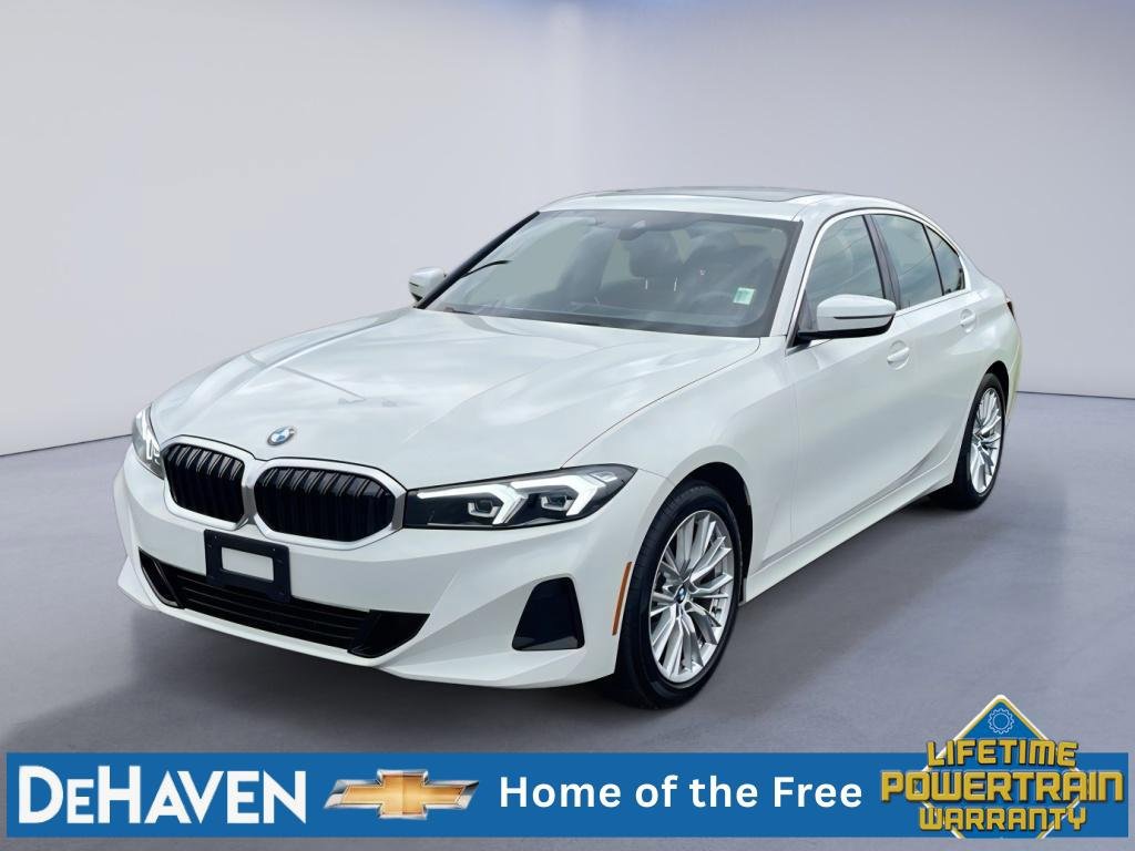 Used 2024 BMW 330i Sedan RWD image 2