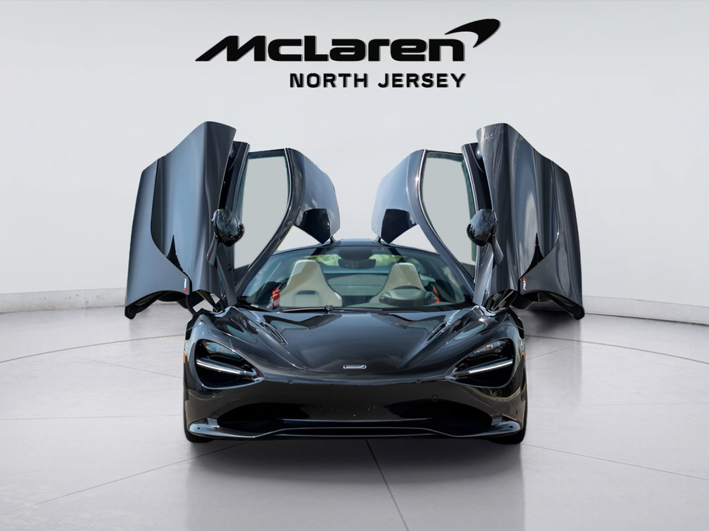 New 2026 McLaren 750S RWD image 4