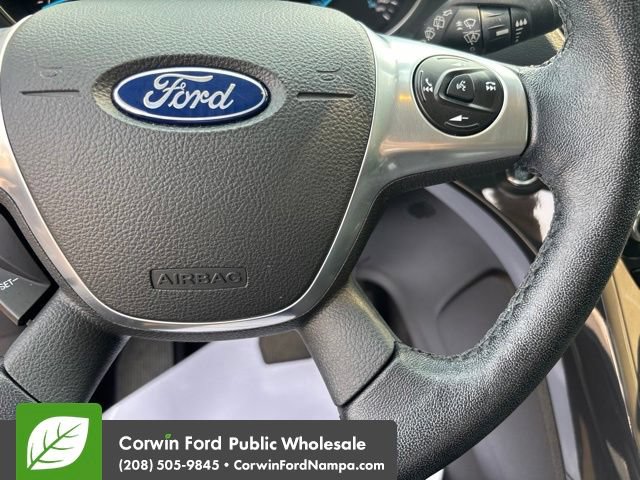 Used 2015 Ford Escape Titanium w/ Equipment Group 301A AWD/4WD image 17