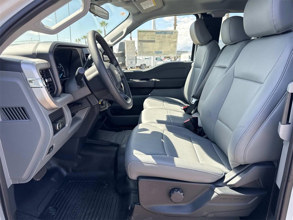 New 2025 Ford F350 XL w/ XL Chrome Package image 13