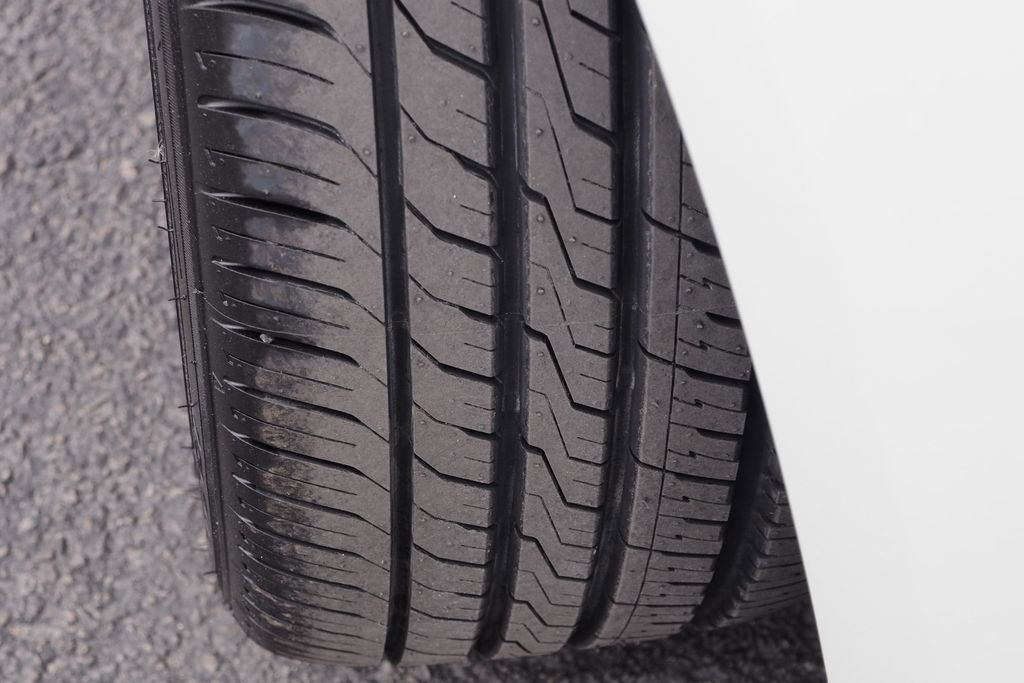 Used 2023 Tesla Model 3 Standard Range image 10