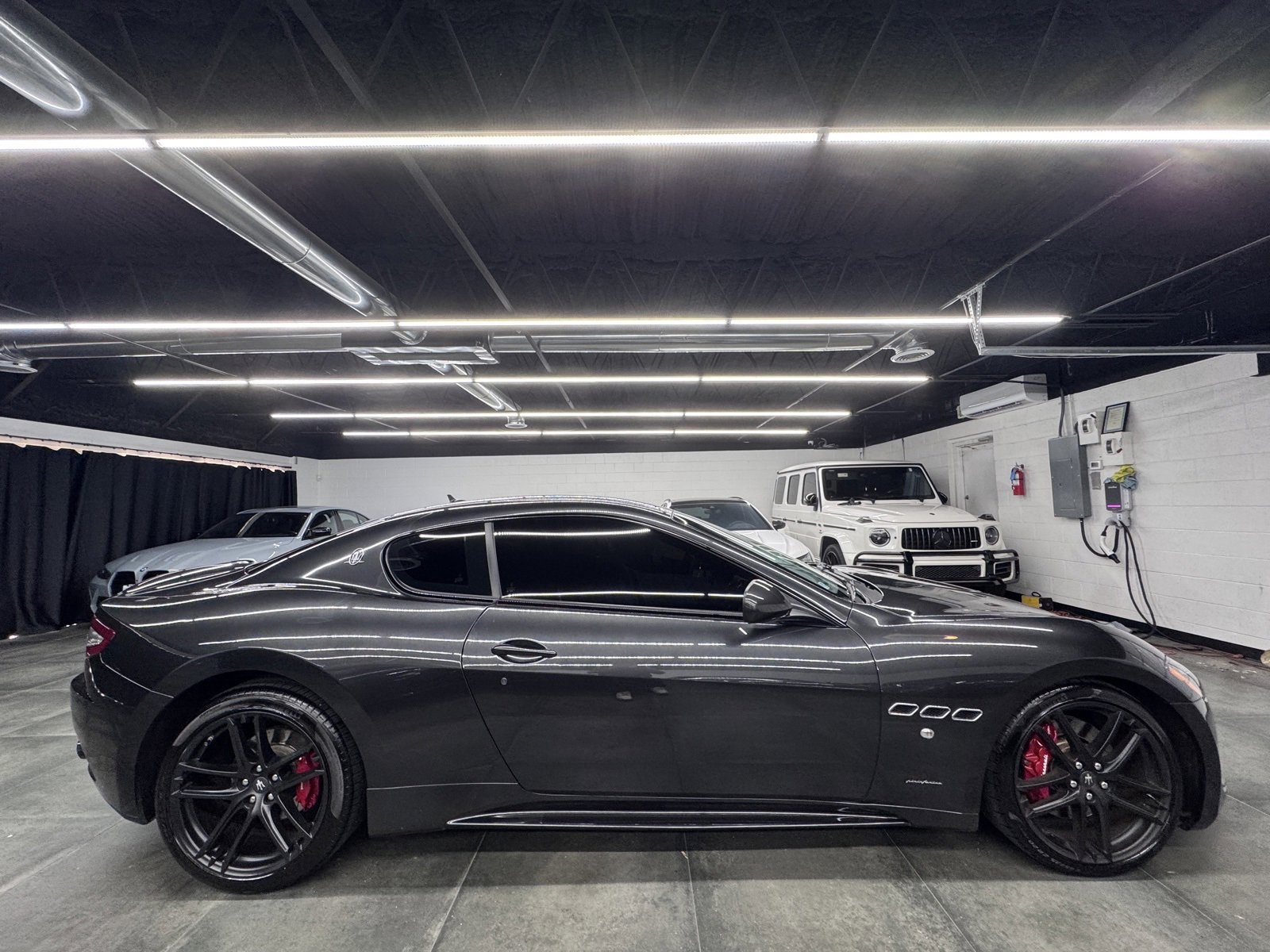 Used 2017 Maserati GranTurismo Sport image 8