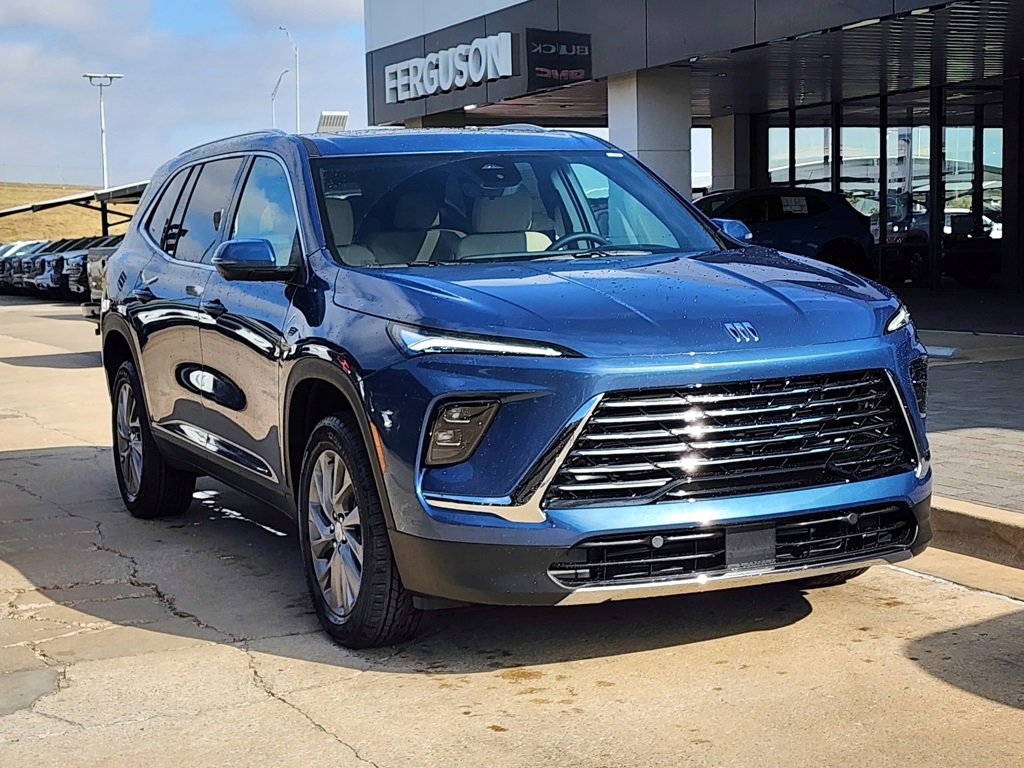 New 2026 Buick Enclave Preferred image 2