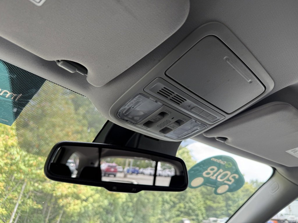 Used 2018 Honda Pilot Touring image 34