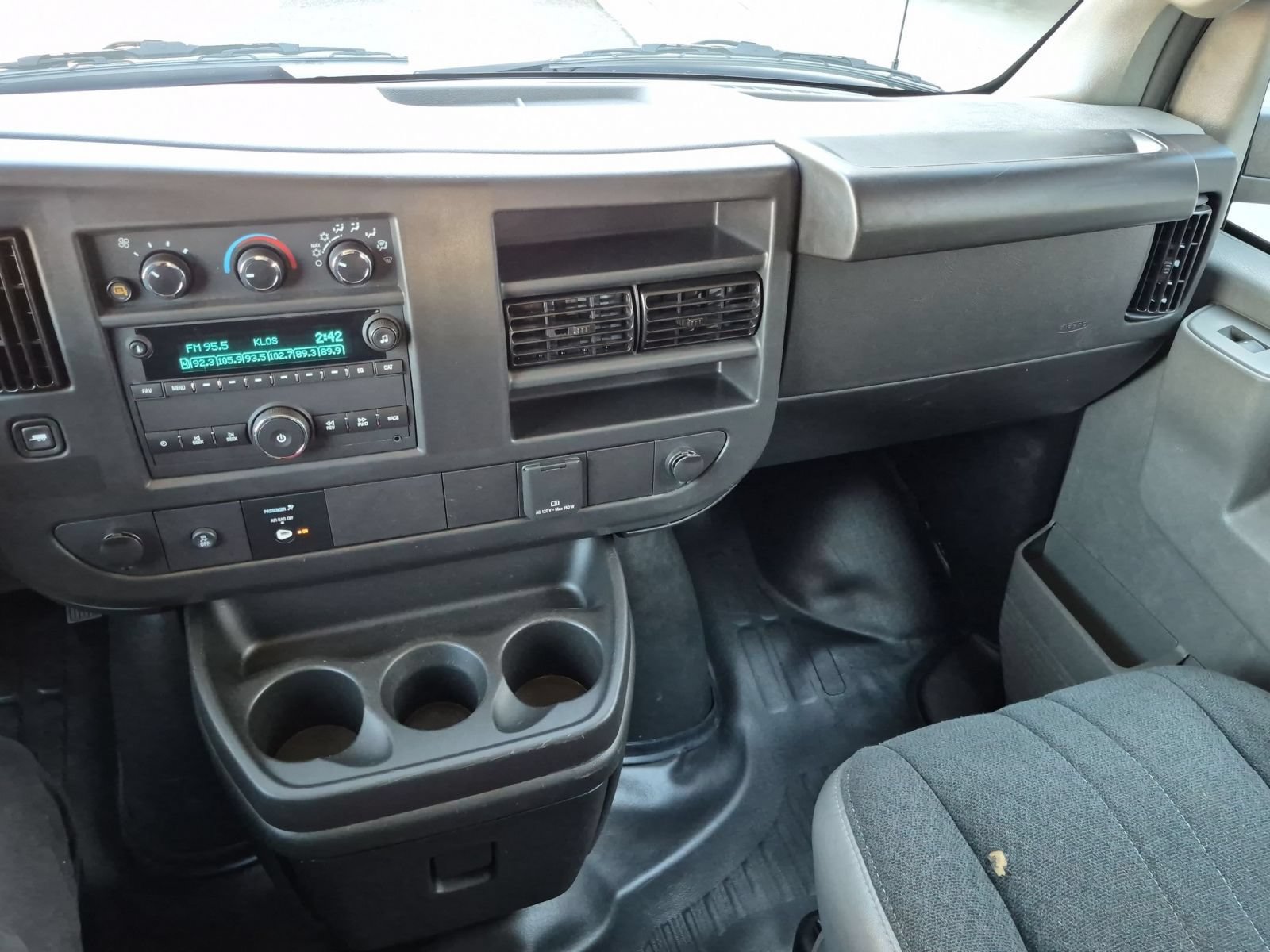 Used 2025 Chevrolet Express 2500 w/ Driver Convenience Package RWD image 23