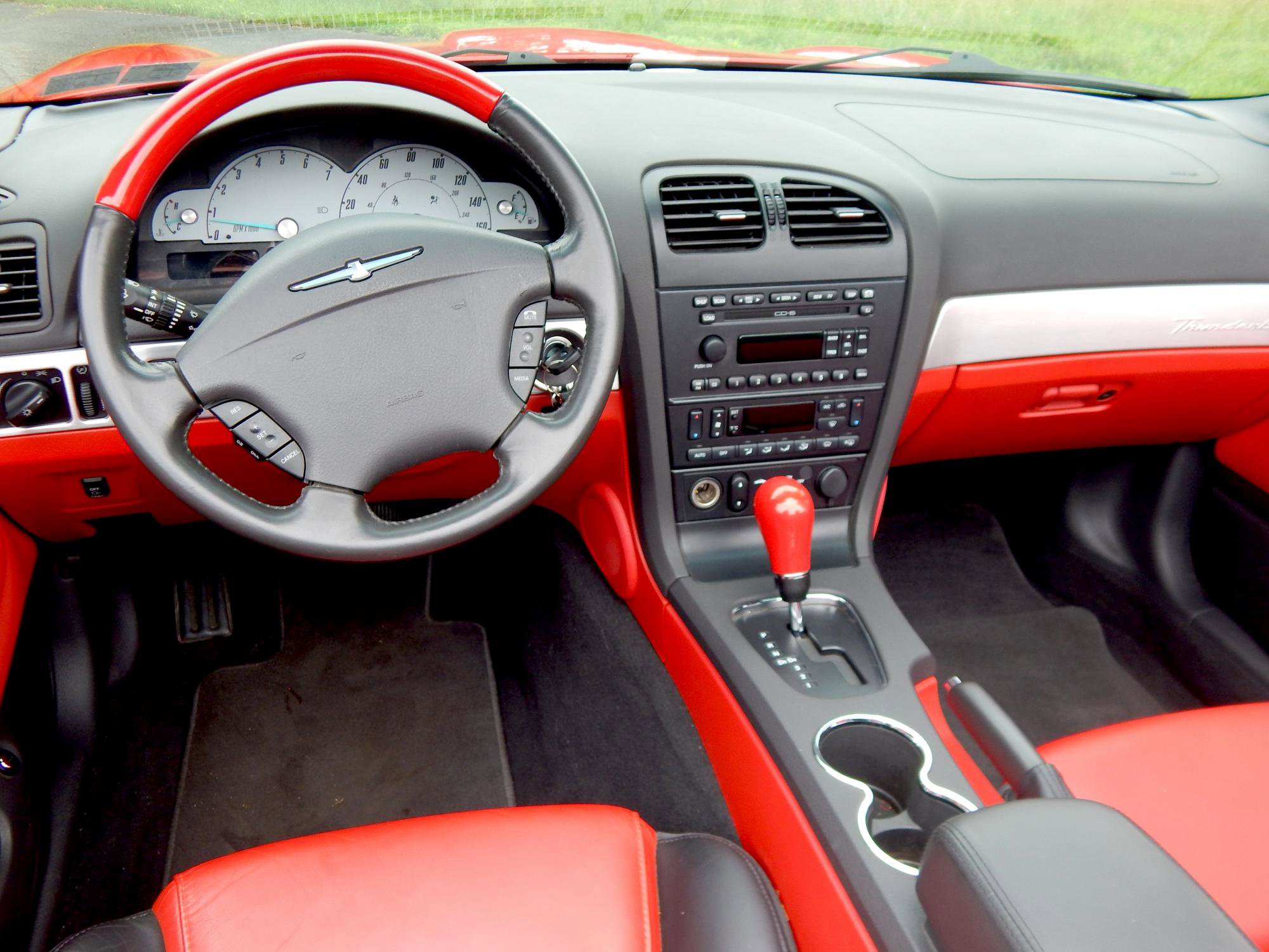 Used 2002 Ford Thunderbird image 20