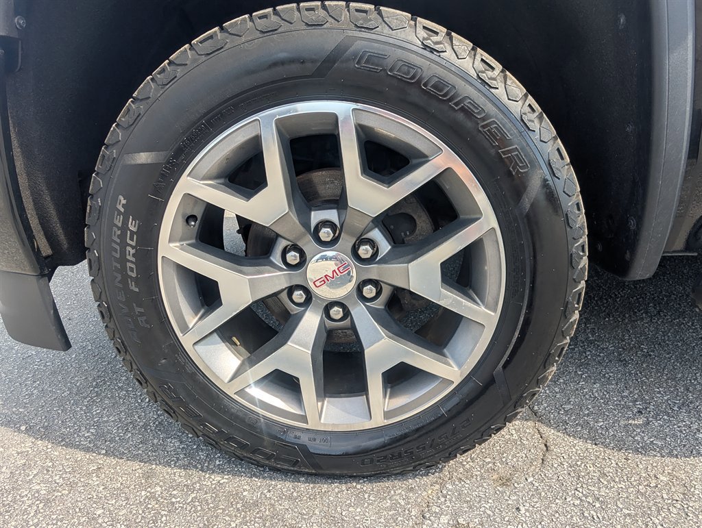 Used 2017 GMC Sierra 1500 SLT w/ All Terrain X Package image 8