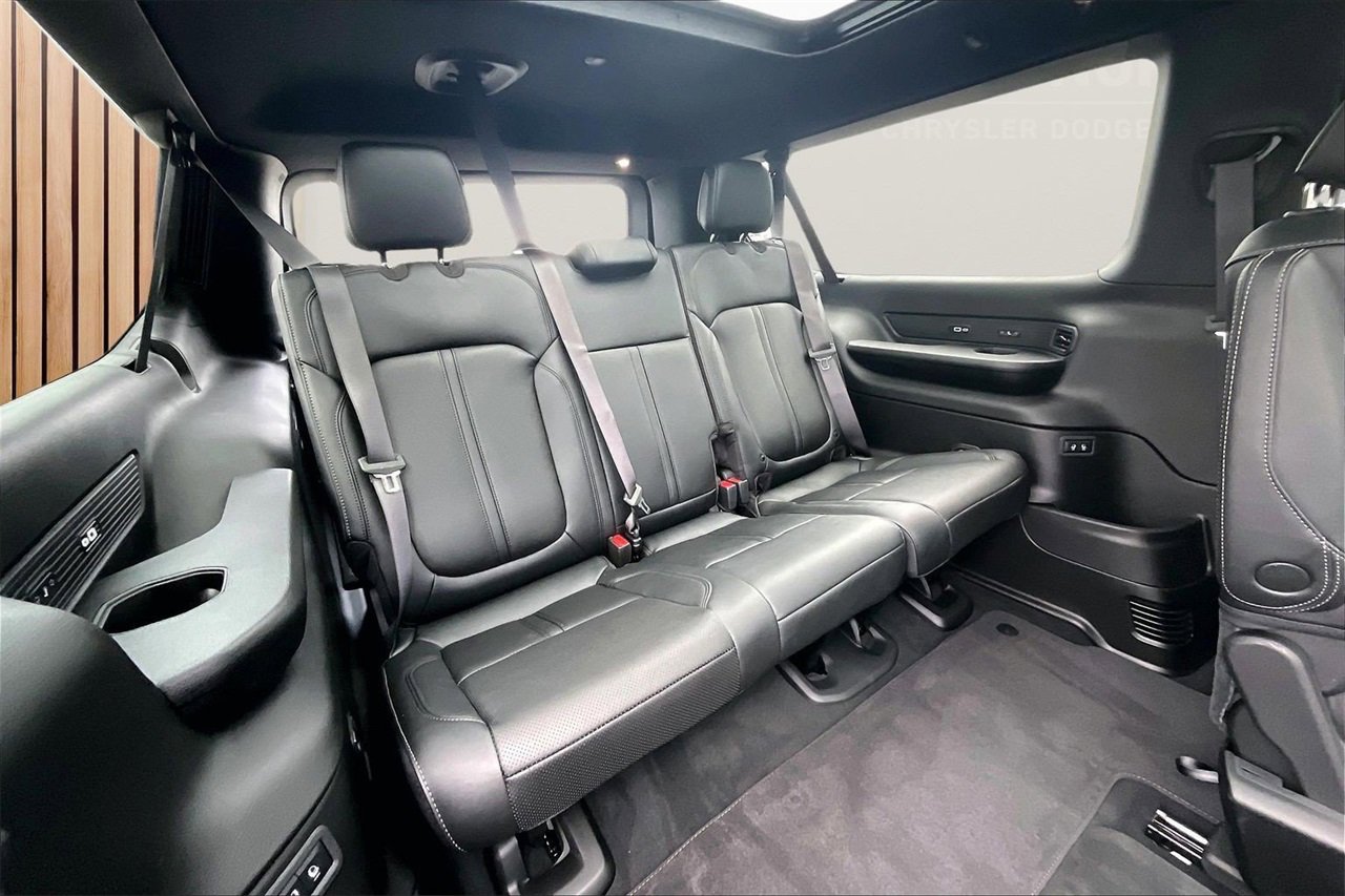 New 2026 Jeep Grand Wagoneer L Limited image 26