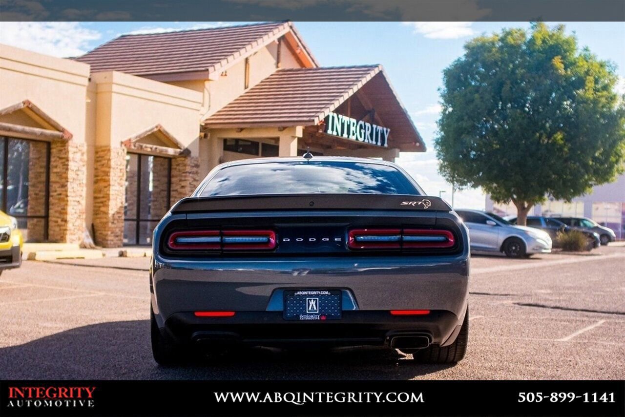 Used 2023 Dodge Challenger SRT Hellcat RWD image 6