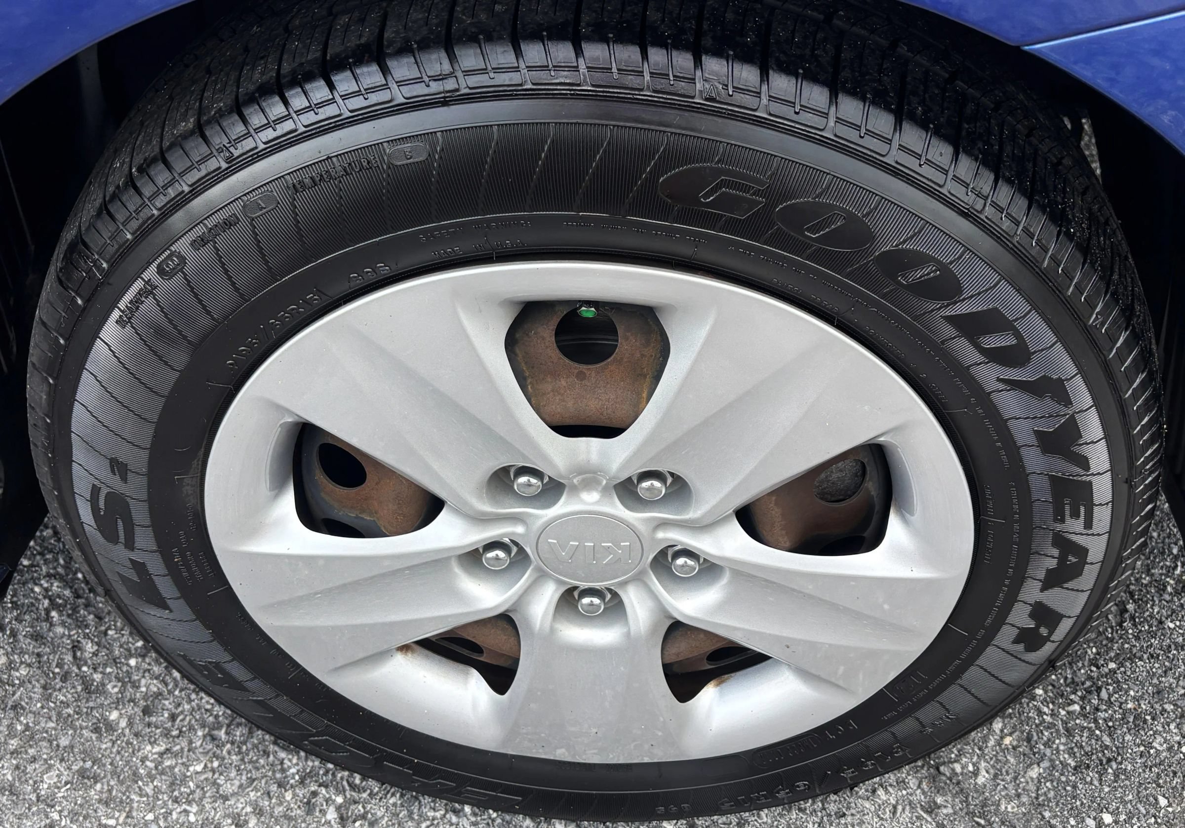 Used 2017 Kia Forte LX FWD image 8