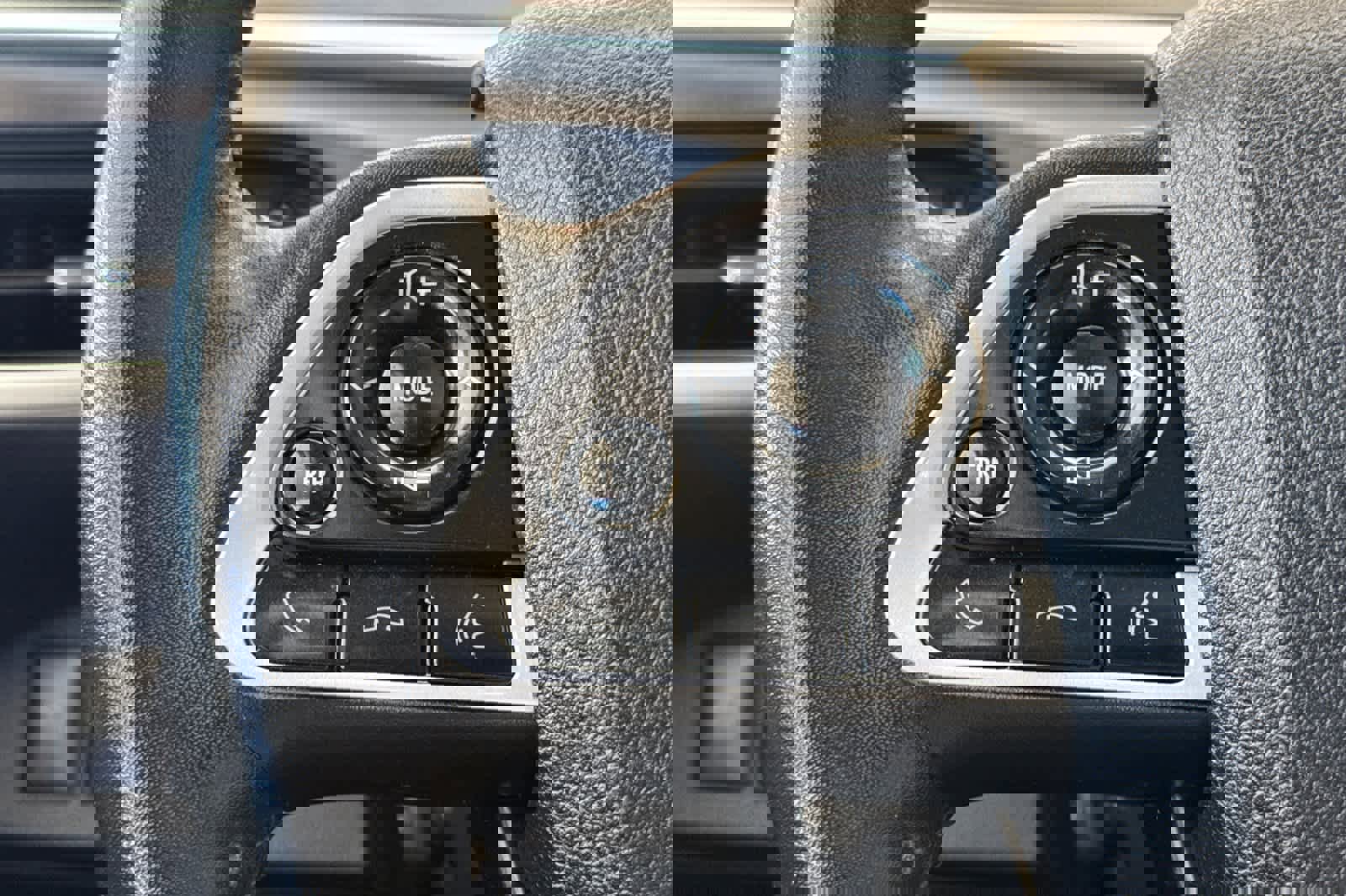 Used 2016 Toyota Mirai image 25