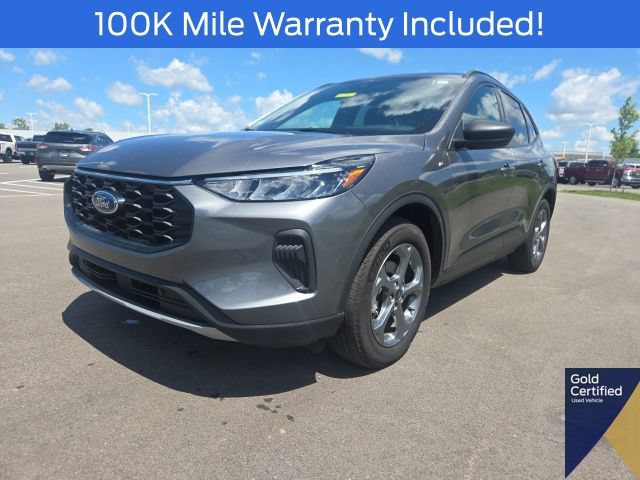 Used 2025 Ford Escape ST-Line AWD/4WD image 2