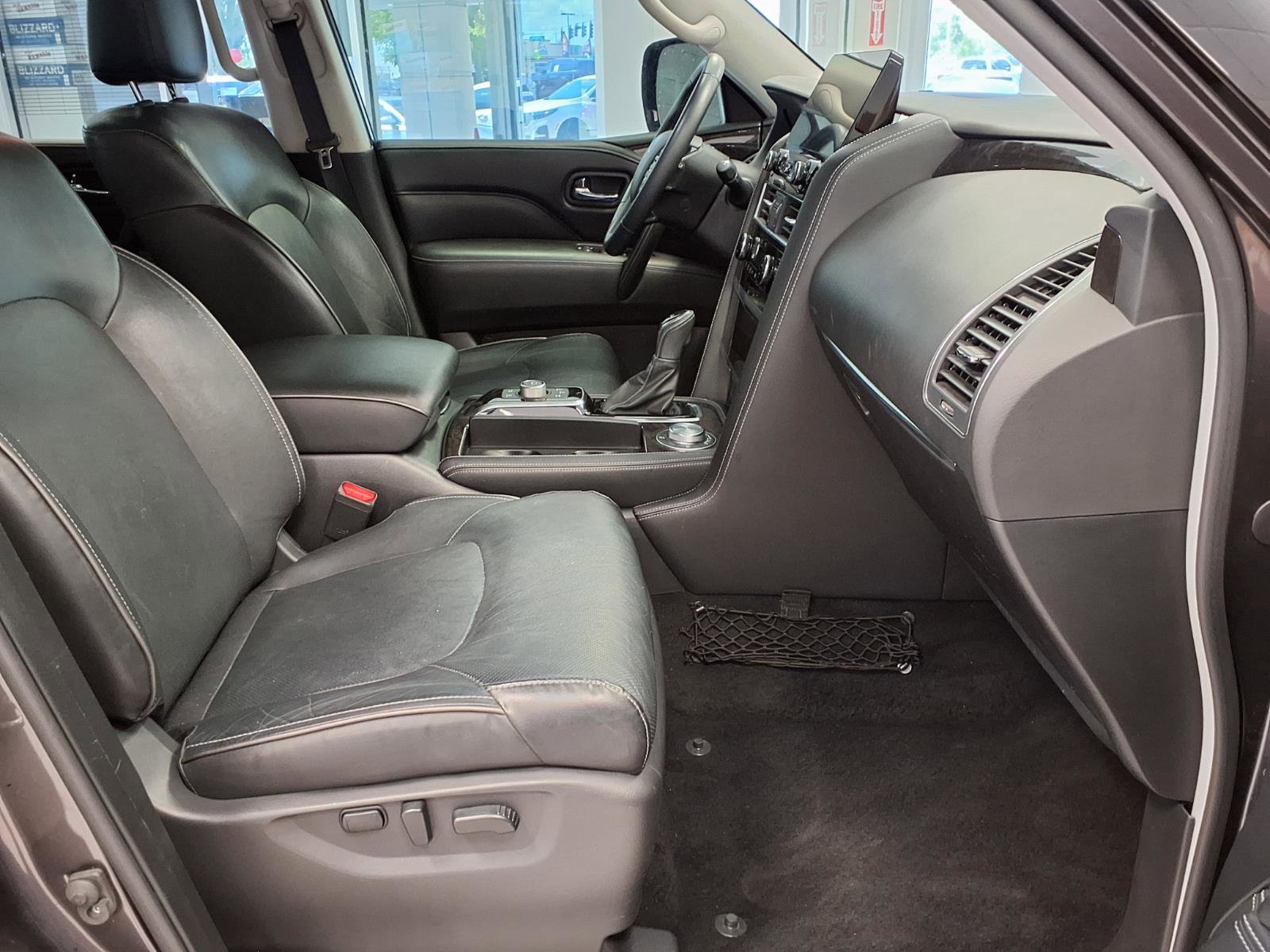 Used 2023 INFINITI QX80 Luxe w/ Cargo Package AWD/4WD image 11