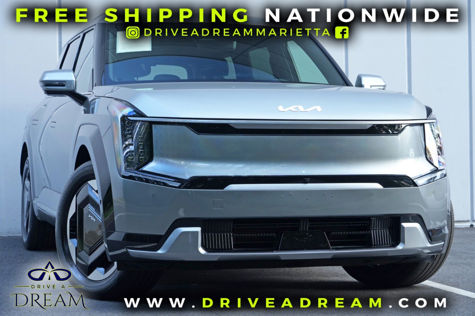 Used 2024 Kia EV9 Land AWD/4WD image 2