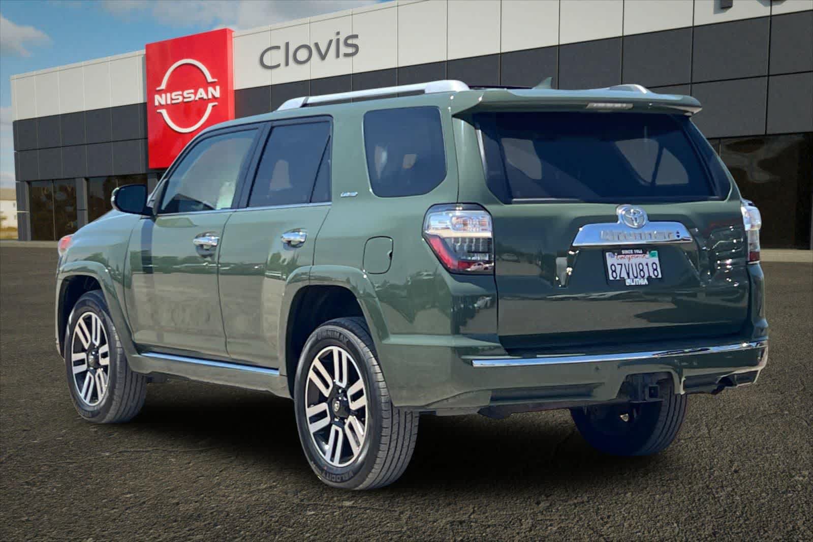 Used 2022 Toyota 4Runner Limited AWD/4WD image 7