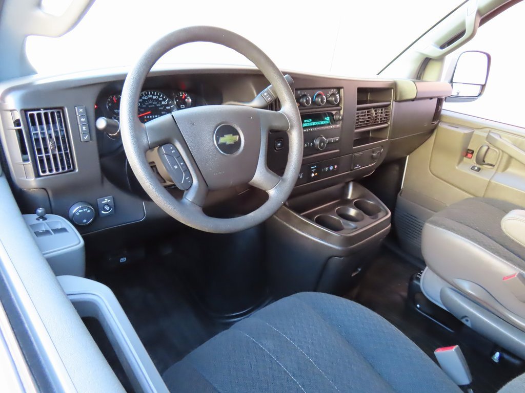 Used 2024 Chevrolet Express 2500 w/ Driver Convenience Package image 4